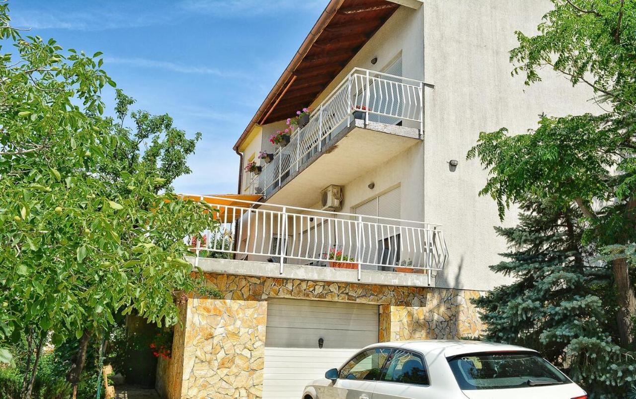Apartments With A Parking Space Smrika, Kraljevica - 15709 Ngoại thất bức ảnh